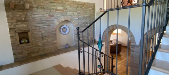 8-salle Maison à Urbania, Italy No. 148152 42