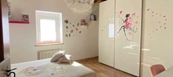 8-salle Maison à Urbania, Italy No. 148152 50