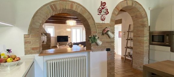 8-salle Maison à Urbania, Italy No. 148152 47