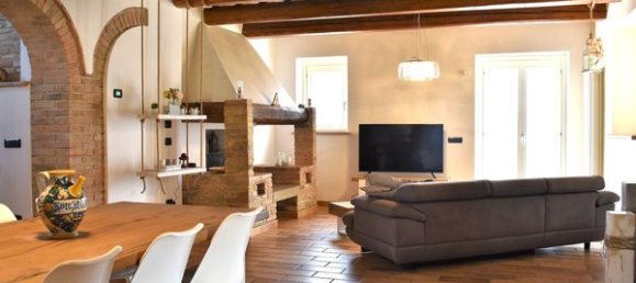 8-salle Maison à Urbania, Italy No. 148152 30