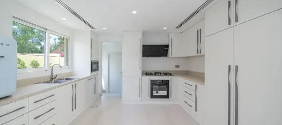 4 Schlafzimmer Villa in Meadows, UAE, Nr. 105876 6