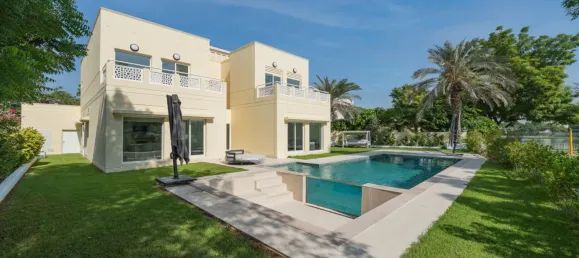 4 Schlafzimmer Villa in Meadows, UAE, Nr. 105876 2