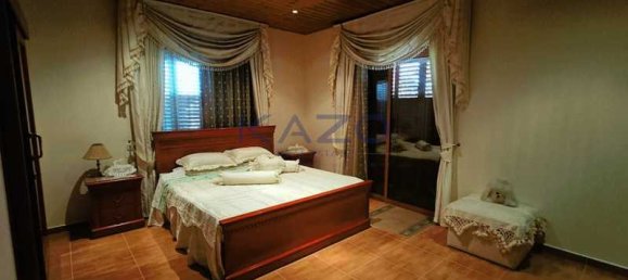 4 Schlafzimmer Gewerbliche Immobilie in Agios Athanasios, Cyprus, Nr. 13835 8