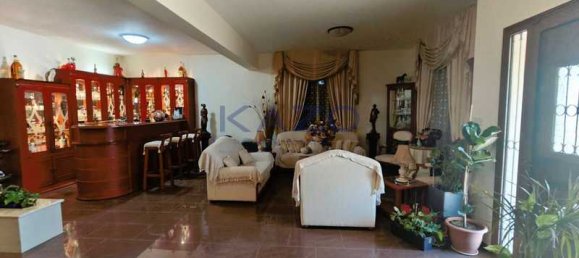 4 Schlafzimmer Gewerbliche Immobilie in Agios Athanasios, Cyprus, Nr. 13835 5