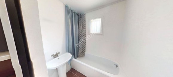 3 bedrooms House in Louhans, France No. 339747 4