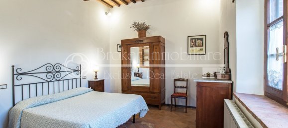 Casa de 20 habitaciónes en Montepulciano, Italy No. 230378 20