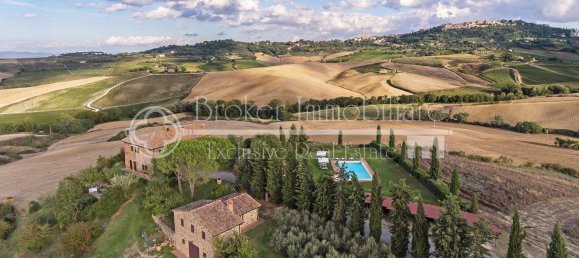 Casa de 20 habitaciónes en Montepulciano, Italy No. 230378 2