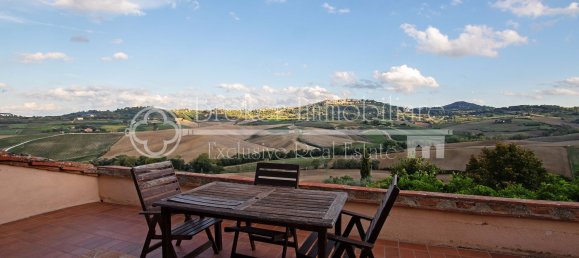 Casa de 20 habitaciónes en Montepulciano, Italy No. 230378 9