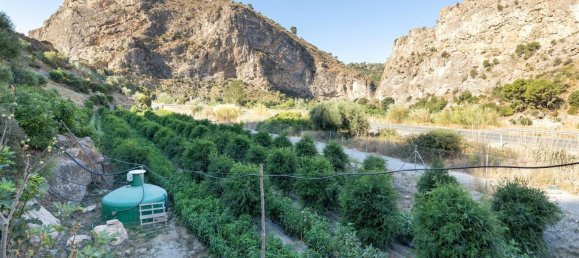 Terreno en Granada, Spain 82000 m² No. 153372 14