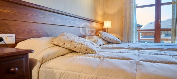 Adosado de 4 dormitorios en Gerona, Spain No. 84114 9