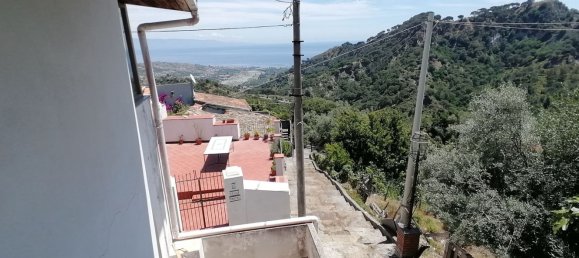 4-salle Appartement à Savoca, Italy No. 115221 7