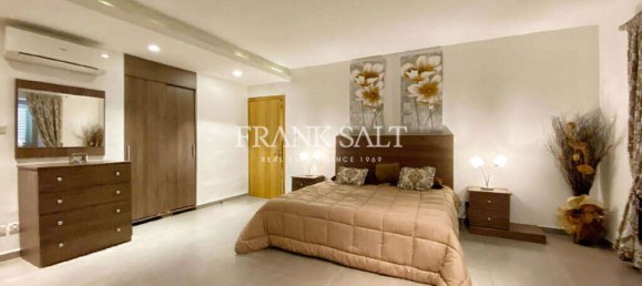 Apartamento de 3 dormitorios en Birgu, Malta No. 1077 22