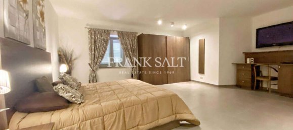 Apartamento de 3 dormitorios en Birgu, Malta No. 1077 20