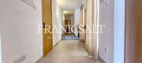 Apartamento de 3 dormitorios en Birgu, Malta No. 1077 14