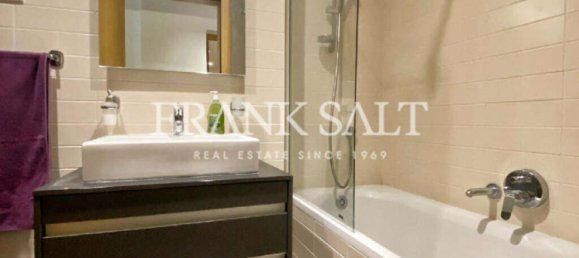 Apartamento de 3 dormitorios en Birgu, Malta No. 1077 23