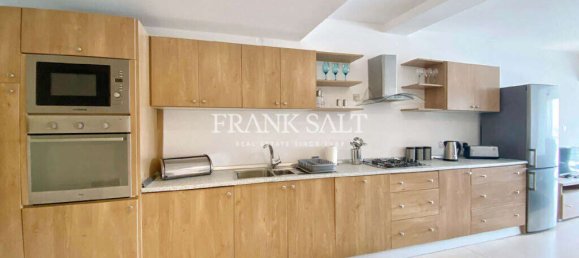 Apartamento de 3 dormitorios en Birgu, Malta No. 1077 10