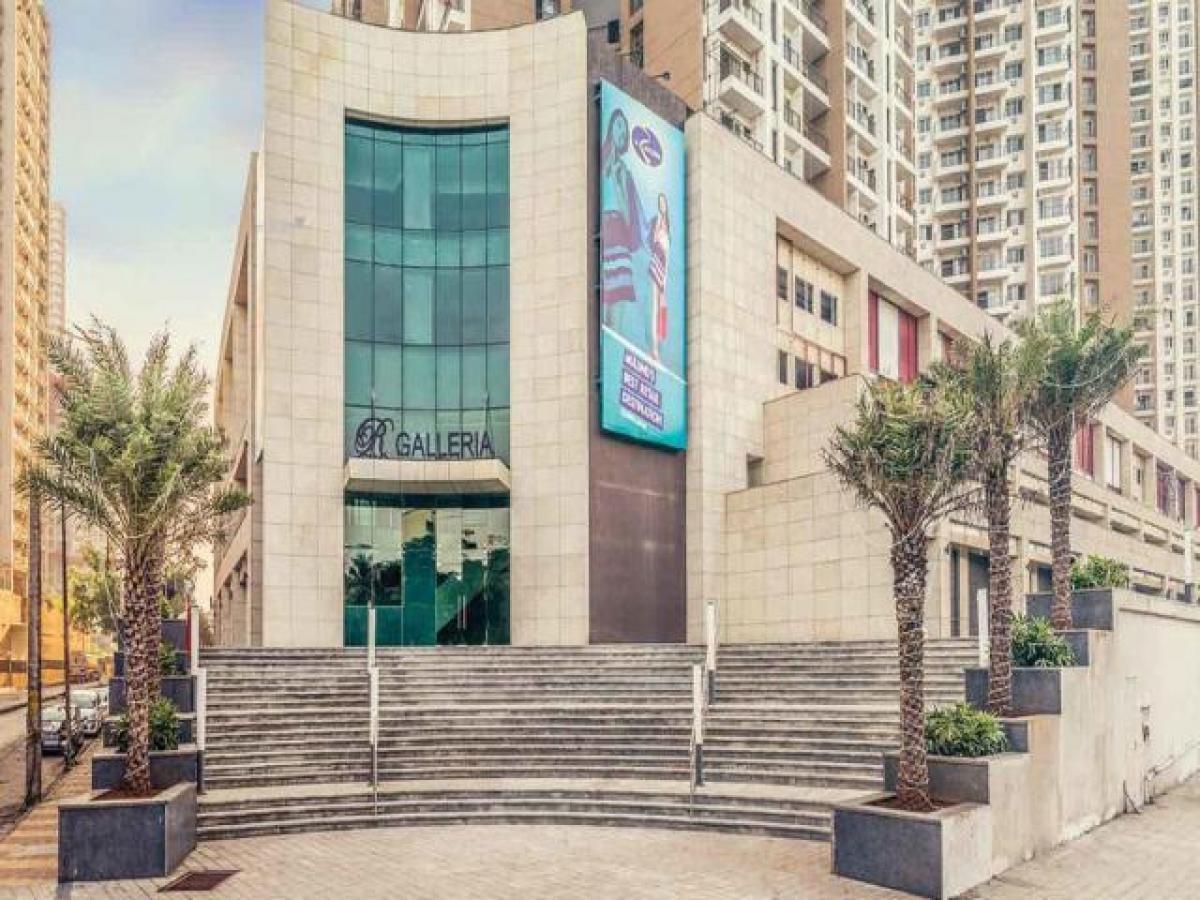 4 bedrooms House in Mumbai, India No. 25113