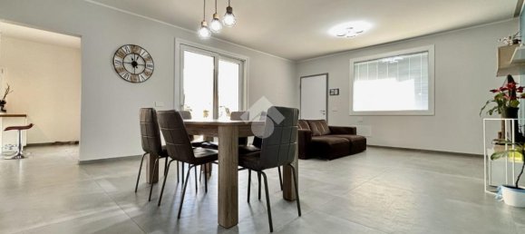 Villa de 4 habitaciónes en Rodengo Saiano, Italy No. 2420 14