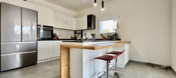 Villa de 4 habitaciónes en Rodengo Saiano, Italy No. 2420 16