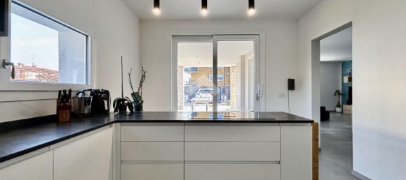 Villa de 4 habitaciónes en Rodengo Saiano, Italy No. 2420 19