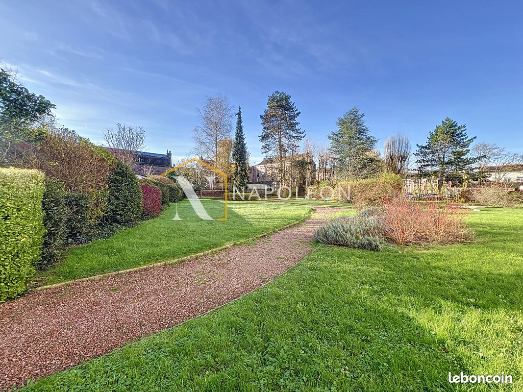 2 bedrooms Apartment in Lambersart, France No. 212221