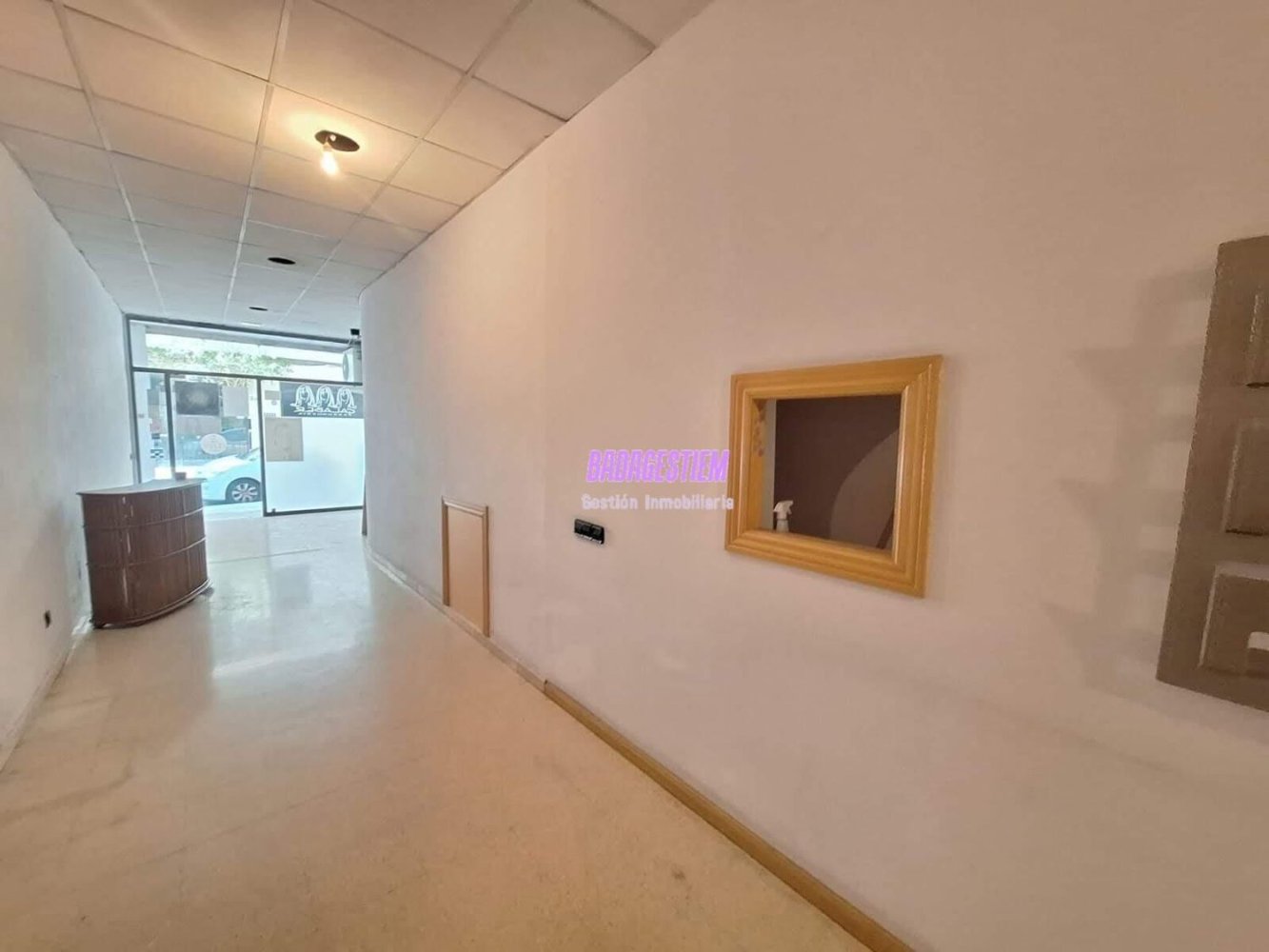 Gewerbliche Immobilie in Badalona, Spain 150m², Nr. 112464