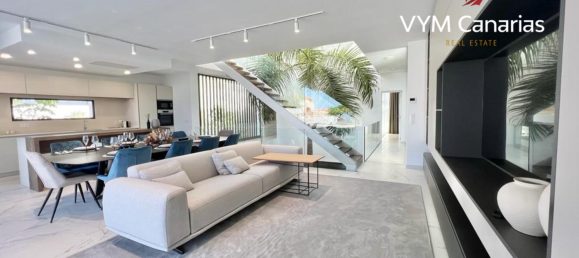 5 غرف نوم فيلا في Adeje, Spain رقم 5611 28