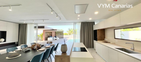 5 غرف نوم فيلا في Adeje, Spain رقم 5611 29