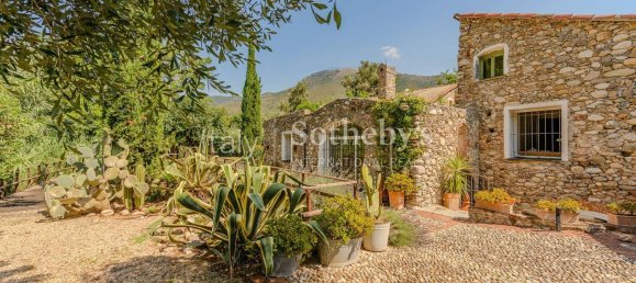 9-Zimmer Haus in Cisano sul Neva, Italy, Nr. 308142 5