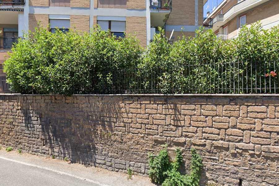 3 rooms Apartment in Rome, Italy No. 27865