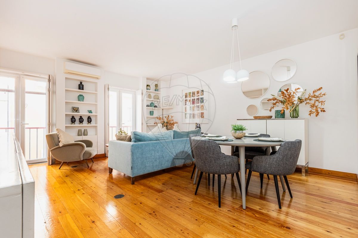 3 bedrooms House in Lisbon, Portugal No. 50542