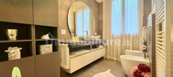 Дом с 3 спальнями в Савиньяно суль Рубиконе, Италия № 376510 15