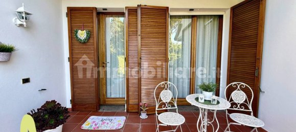 Дом с 3 спальнями в Савиньяно суль Рубиконе, Италия № 376510 5