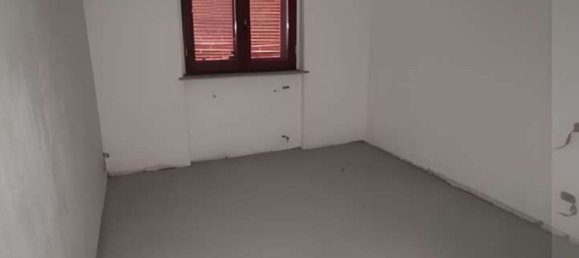 4-salle Appartement à Roncaro, Italy No. 180259 6