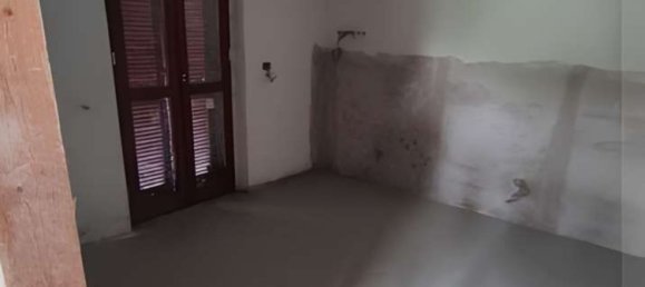 4-salle Appartement à Roncaro, Italy No. 180259 4