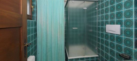 6-salle Châteaux à Baden-Baden, Germany No. 37910 4