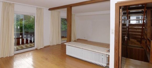 6-salle Châteaux à Baden-Baden, Germany No. 37910 14