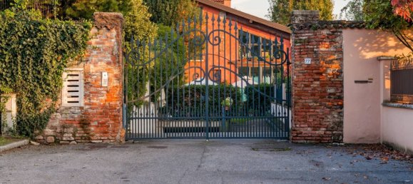 3 غرف نوم منزل في Brescia, Italy رقم 141083 20