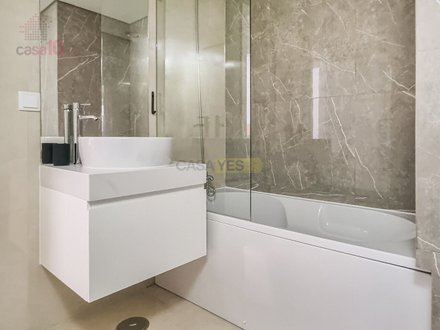 2 bedrooms Apartment in Lisbon, Portugal No. 12604