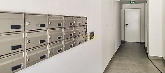 2 bedrooms Apartment in Lisbon, Portugal No. 12604 3