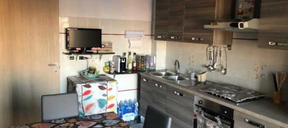 2 bedrooms Apartment in Savona, Italy No. 253600 6