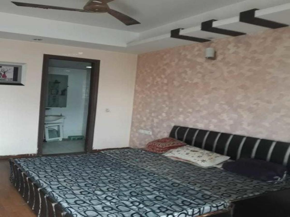 2 bedrooms House in Ghaziabad, India No. 28636