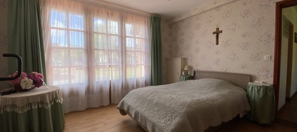 Дом с 4 спальнями в Суэм, Франция № 82494 7