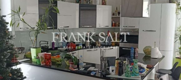 Бунгало с 2 спальнями в Моста, Мальта № 5044 2