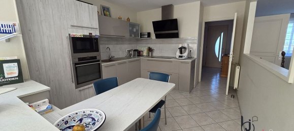 3 غرف نوم منزل في Laval, France رقم 363105 2
