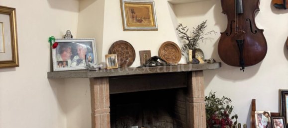 5-salle Appartement à Nepi, Italy No. 107614 4