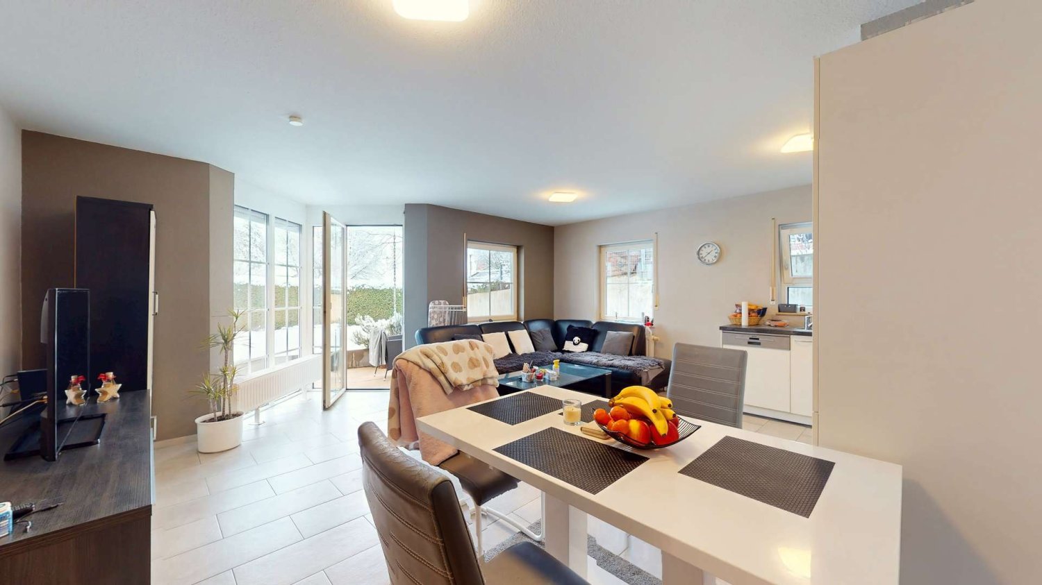 Квартира с 2 спальнями в Энц, Германия № 107069