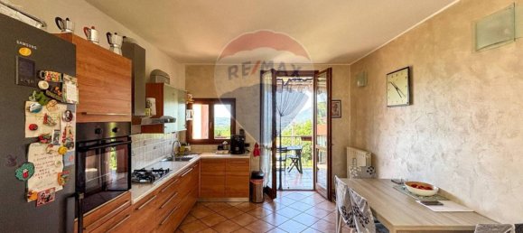 2 Schlafzimmer Wohnung in Varese, Italy, Nr. 359295 2