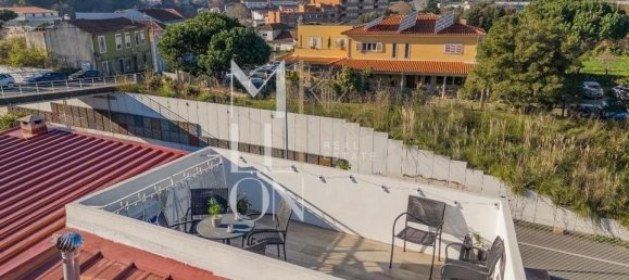 Дом с 5 спальнями в Вила Нова ди Гая, Португалия № 25853 3