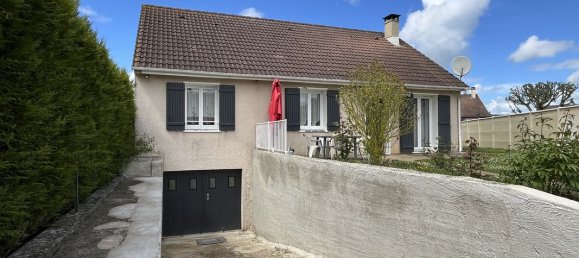 3 bedrooms House in Sours, France No. 60869 8
